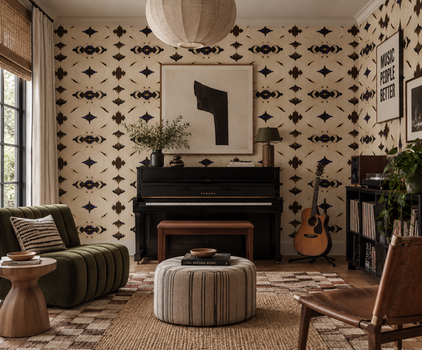 125-4 Ivory Cobalt A Standard Wallcovering